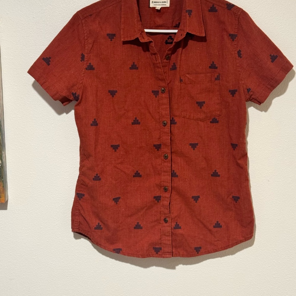 Bridge & Burn Lana Rust Short Sleeve Button-Up Linen Shirt